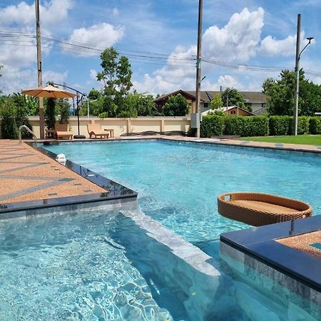 Siri Nakornpink Chiang Mai Hotel Sha Plus Kültér fotó