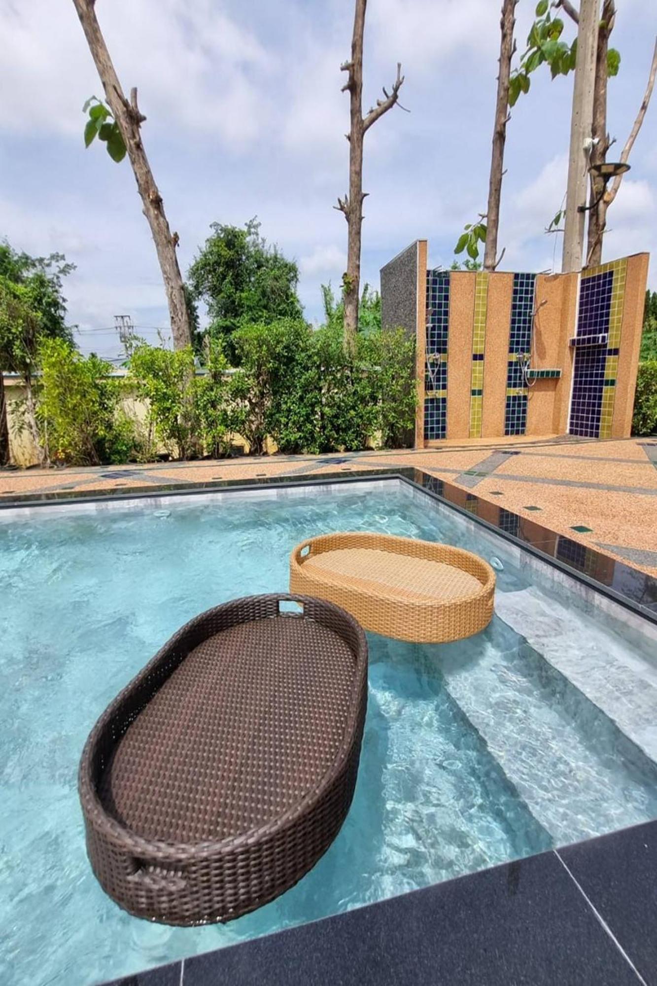 Siri Nakornpink Chiang Mai Hotel Sha Plus Kültér fotó